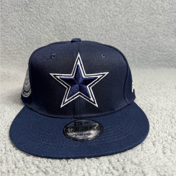 Dallas Cowboys SnapBack cap New Era Blue Love Patch Hat Star 9Fifty RARE club - Picture 4 of 7